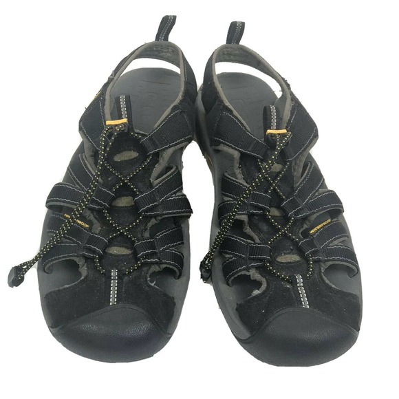 black waterproof sandals